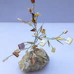 Дърво от тел и седеф